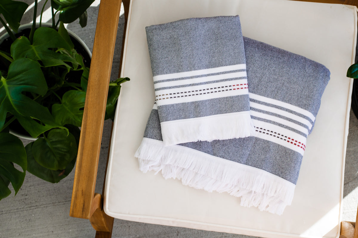 HOW TO USE TURKISH TOWELS? – The Loomia