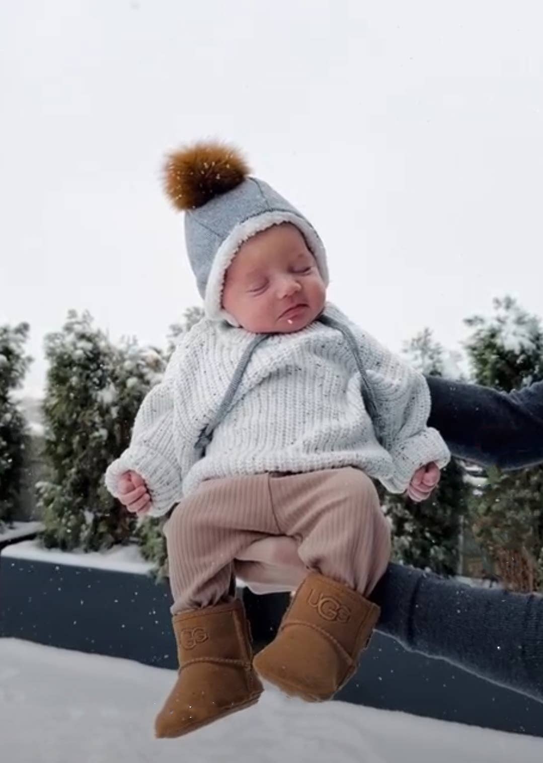 OLIVE & CRADLE - Baby wool Bonnet Hat Warm Winter Sherpa lined Pom Fur option: 0-3M / NO fur