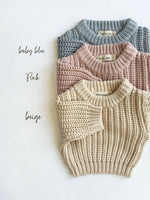 Load image into Gallery viewer, OLIVE &amp; CRADLE - Baby Sweater Chunky Braided knit Cotton oversize style: Speckled Oregano sweater / 0-3m
