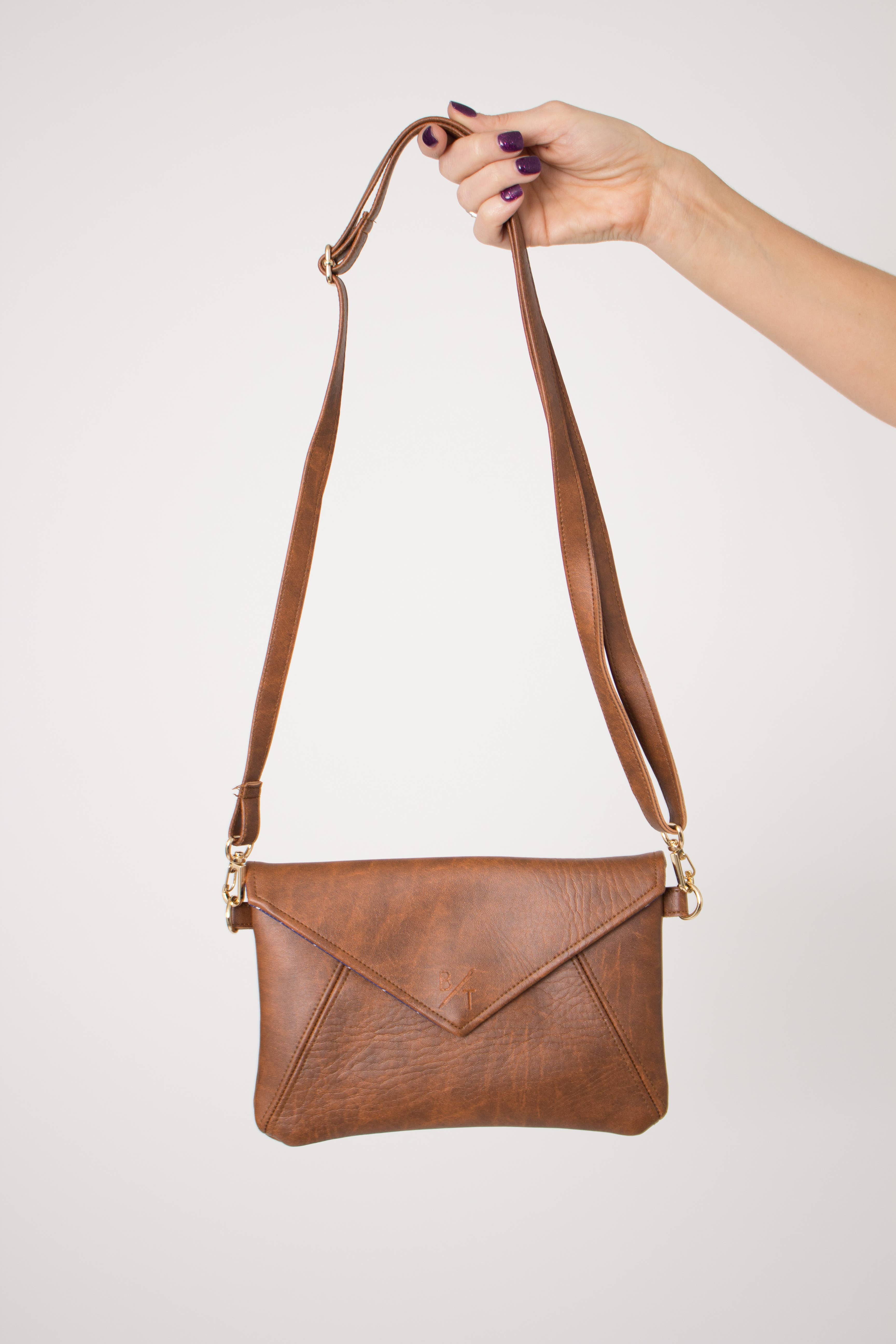 BYTAVI Faux Leather Envelope Clutch (Kimnai in Brown)
